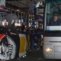 Entusiasmo pre-partita: gli Ultras caricano il Doria