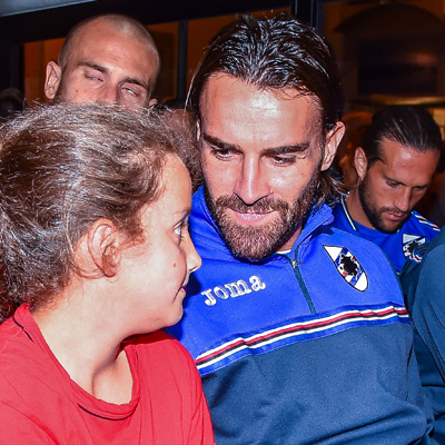 Festa in piazza: la Sampdoria saluta i tifosi e Ponte di Legno