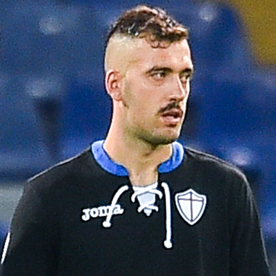 Viviano extends Samp stay until 2021