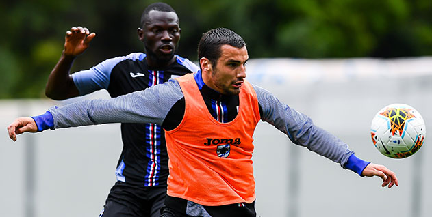 Equipe da Sampdoria em treinamento e aprimorando o seu futebol antes de encarar o Bologna em casa. Vitória é essencial a equipe de Gênova  Foto: Site Oficial da Sampdoria