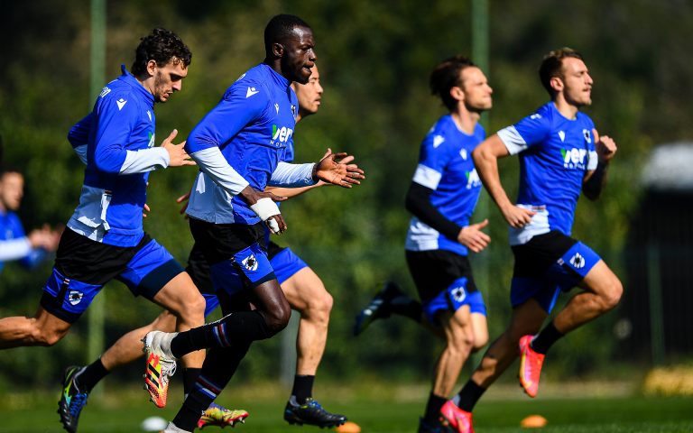 Morning session in groups as president Ferrero visits the squad