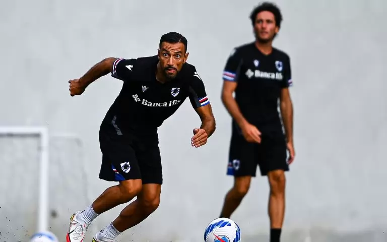Video analysis and tactical drills with Inter in mind