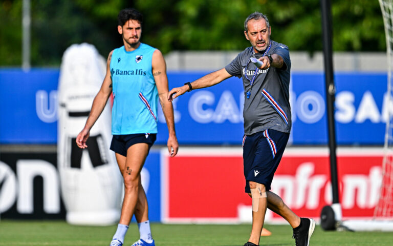Leverbe trains with Samp team-mates