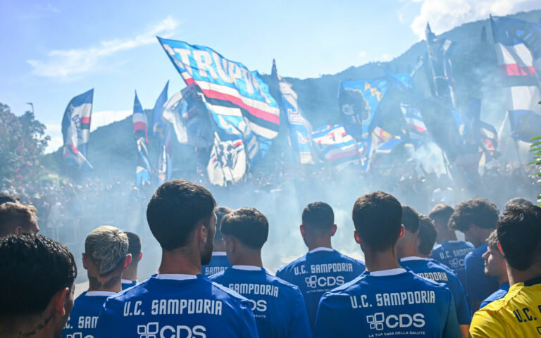 La carica dei tifosi a Bogliasco, domenica partenza per Jena